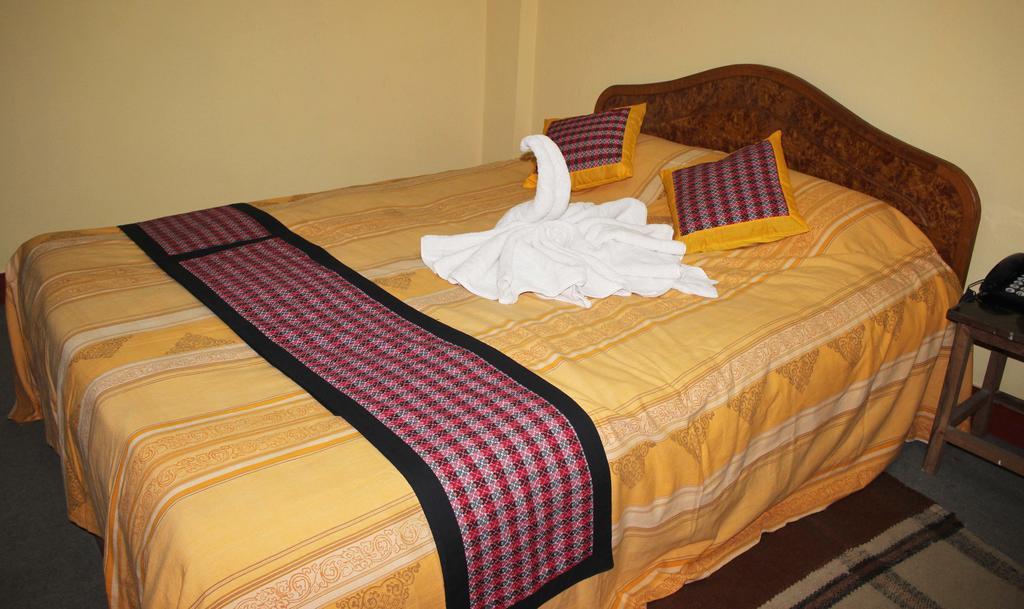 Simrika Homes Bed And Breakfast Katmandú Habitación foto
